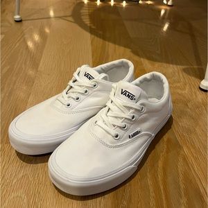 WHITE VANS